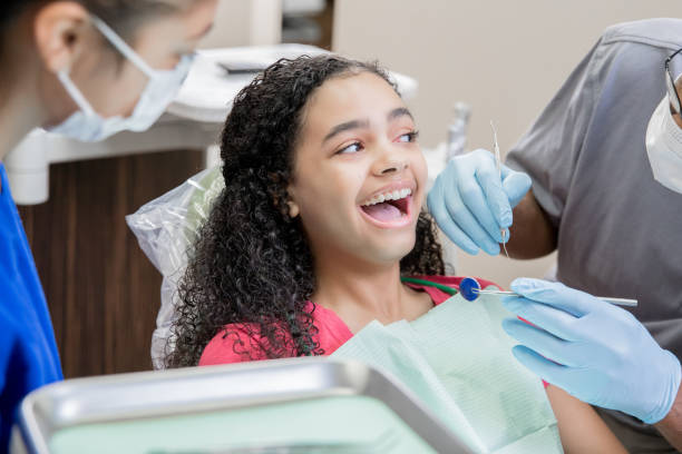Best Affordable Emergency Dental Care  in Oak Trail Shores, TX